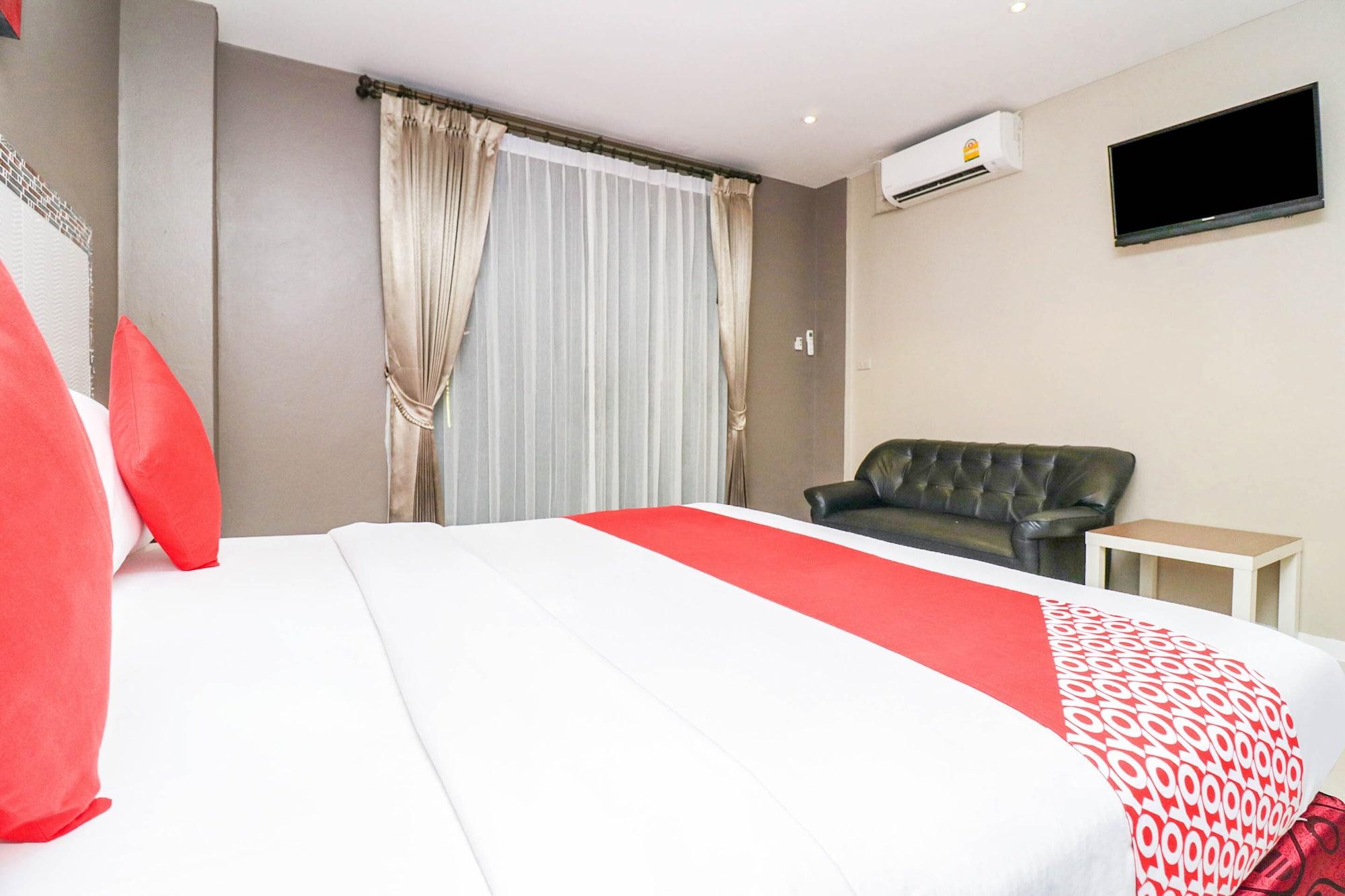 Natural Beach Hotel Патая Екстериор снимка