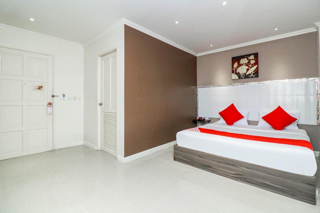 Natural Beach Hotel Патая Екстериор снимка